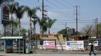 Photo: FLLewis/Media City G -- A major makeover for the Taco Bell at 2425 West Magnolia Blvd. Burbank March 24, 2014