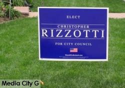 Photo: FLLewis / Media City G -- Chris Rizzotti for City Council yard sign on Valley Heart Drive in the Rancho area of Burbank November 11, 2014