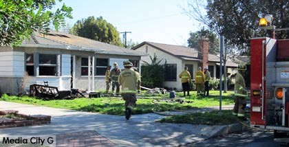 Photo: FLLewis / Media City G -- Firefighters knocked down a blaze in the 300 block of South Griffith Park Drive in Burbank December 29, 2014