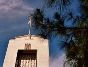 Photo: FLLewis/Media City G -- Burbank City Hall and City Council chambers at 275 East Olive Avenue.
