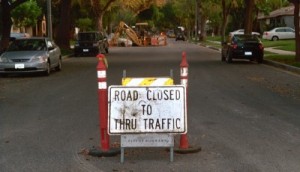 Photo: FLLewis/Media City G -- A sign restricting traffic in the 500 block of South Beachwood Drive, Burbank   November 7, 2010