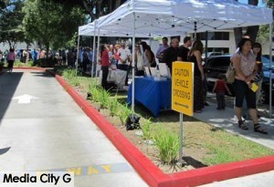 Photo: FLLewis/Media City G -- The line at the In-N-Out burger truck wrapped around the Burbank City Federal Credit Union during the noon hour June 19, 201