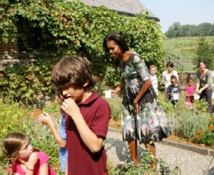 Photo: Hiroko Masuike/Getty Images/Mrs-O.org --First Lady Michelle Obama toured a New York herb garden with local school children and some First Ladies from various countries September 24, 2010