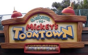 New-Disney-Toontown-sign