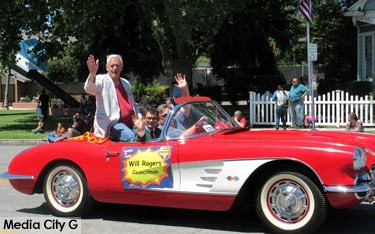 Photo: FLLewis / Media City G -- Burbank council member Will Rogers and crew in Burbank on Parade April 23, 2016