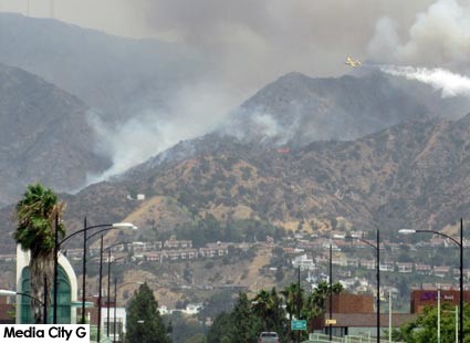 Photo: FLLewis / Media City G -- Smoke and some fire in the Verdugo Mountains above Downtown Burbank September 3, 2017